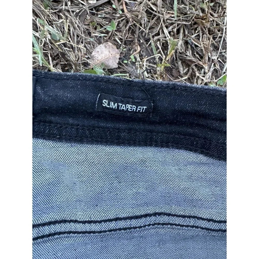 Switch Remarkable Premium Denim Distressed Paint Jeans Mens 44x32 Slim Taper Fit